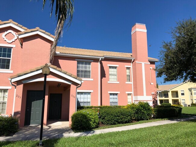 Foto del edificio - 126 SW Peacock Blvd