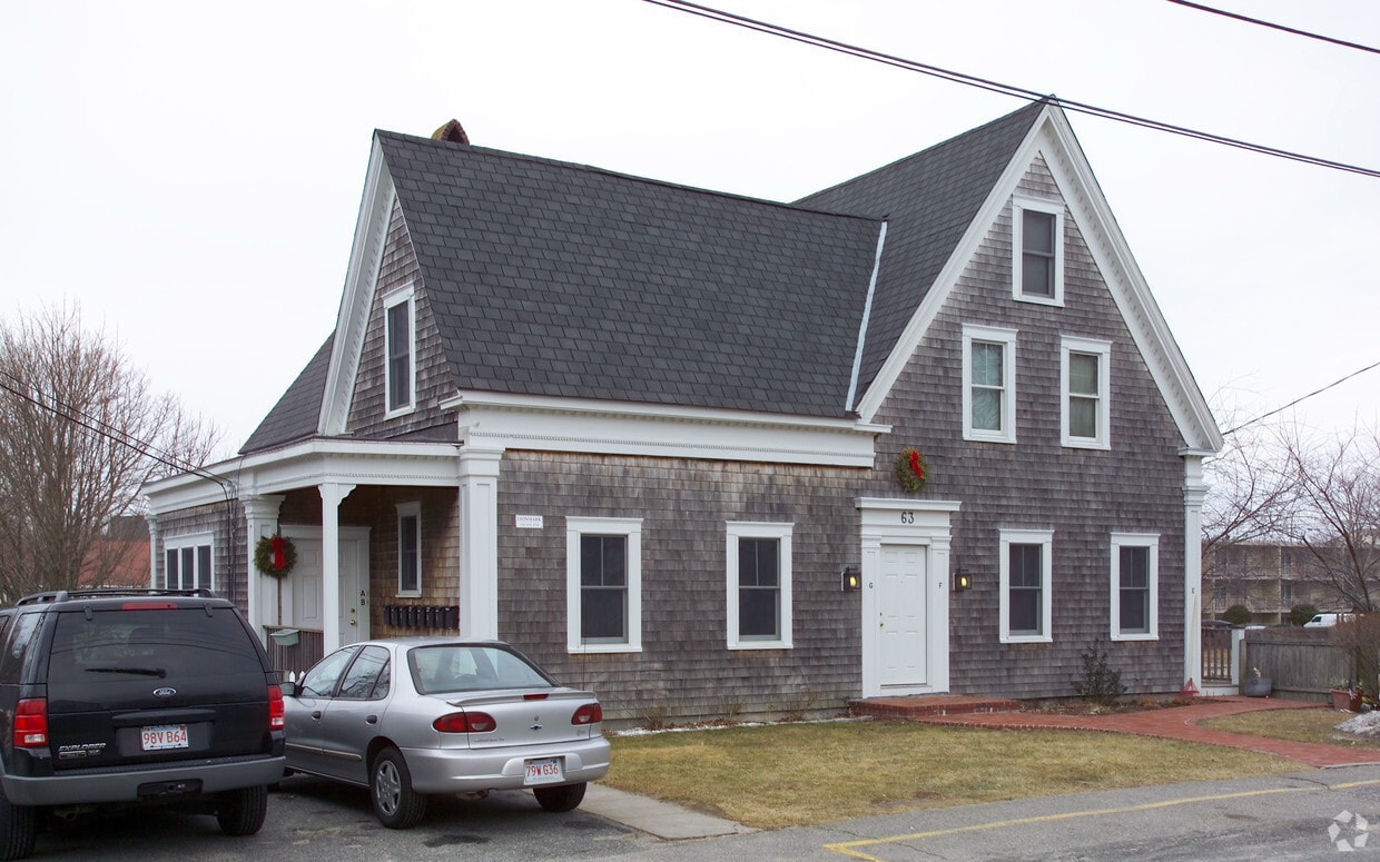 Primary Photo - 63 Pleasant St