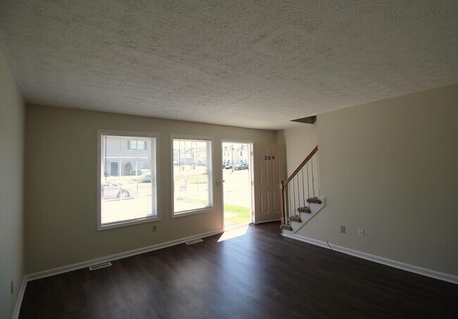 Building Photo - 209 Coburn Dr