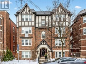 Building Photo - 312 Lonsdale Rd