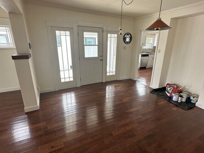 Foto del edificio - 3 Bedroom Single Family Home in View Park ...
