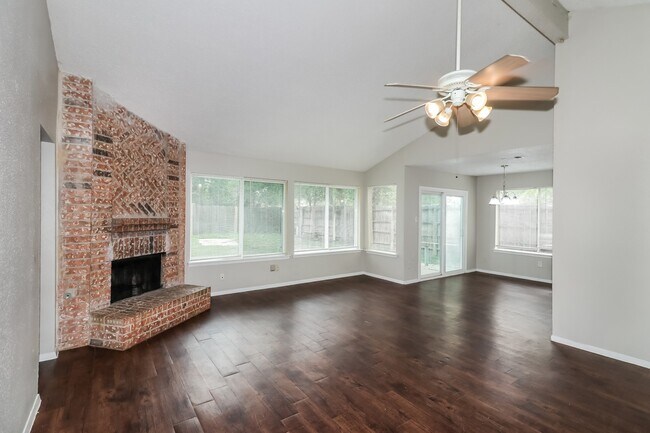 Building Photo - 7506 Tetela Dr