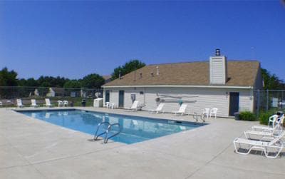 Building Photo - 2200 White Cedar Blvd