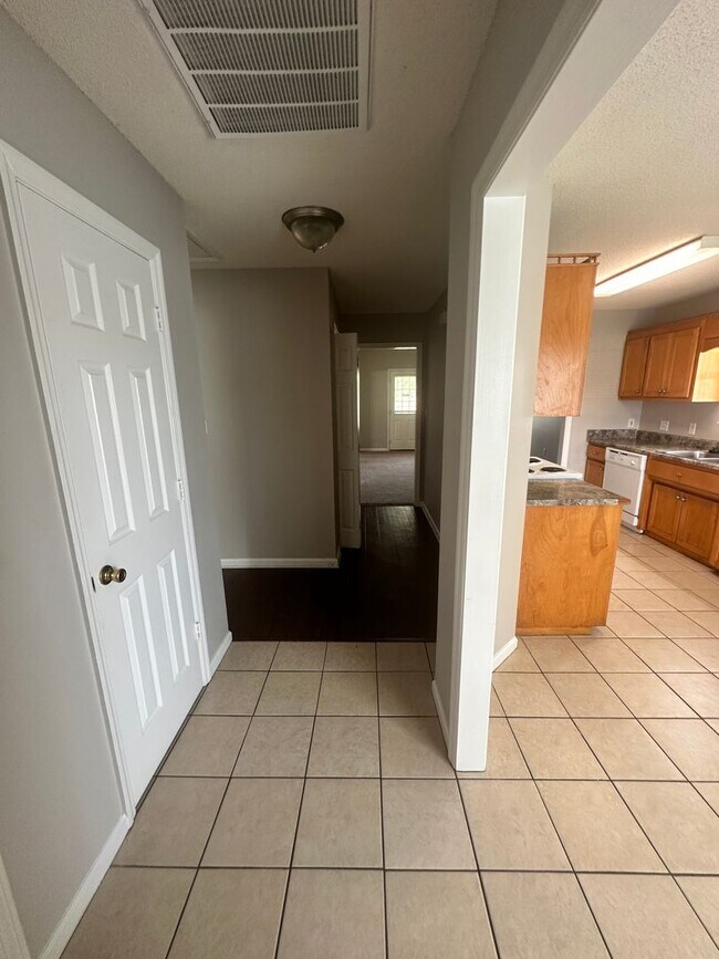 Foto del edificio - 3 Bedroom 2 Bath Located in Valdosta, GA