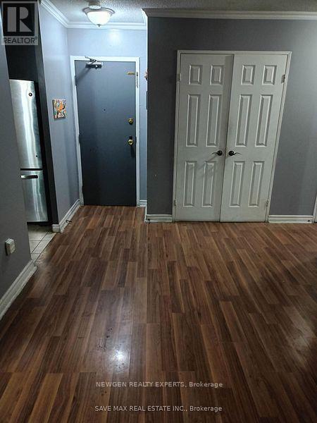 Building Photo - 100 Dundalk Dr