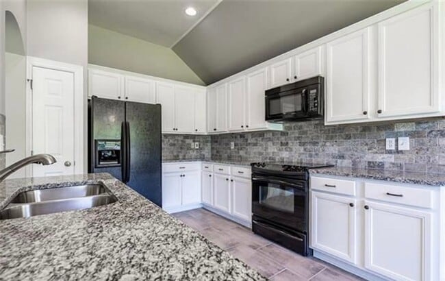 Foto del edificio - 254 Avondale Ln