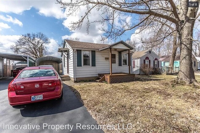 Building Photo - 2 br, 1 bath House - 2011 S. Biltmore