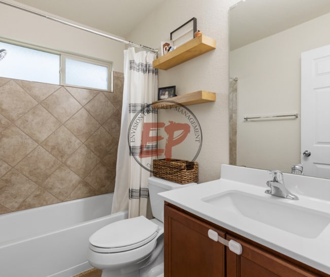 Building Photo - 503 Coby Dr