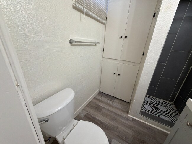 Foto del edificio - 2130 4th Ave