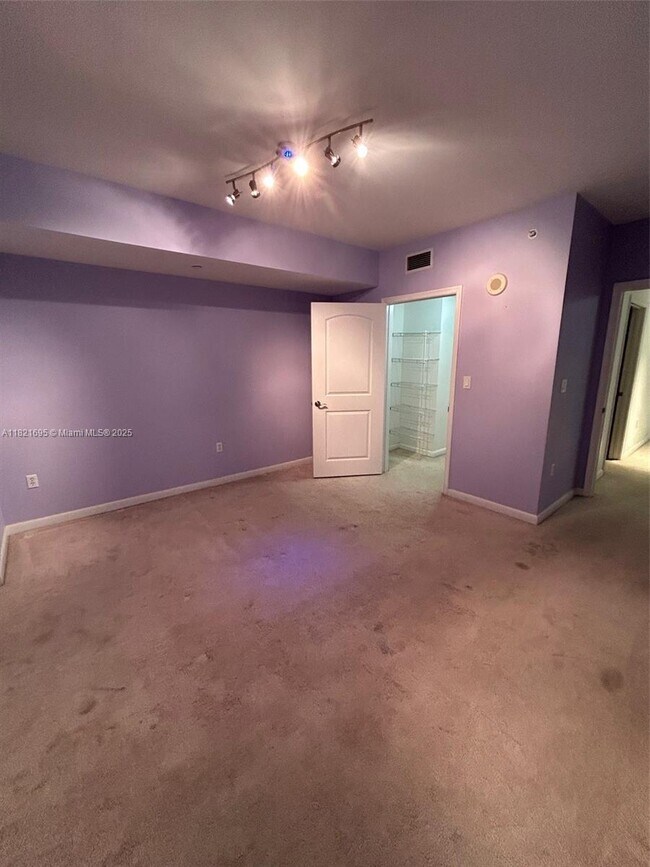 Foto del edificio - 7355 SW 89th St