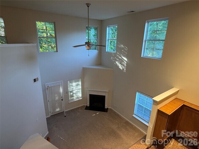 Building Photo - 5615 Tipperlinn Way
