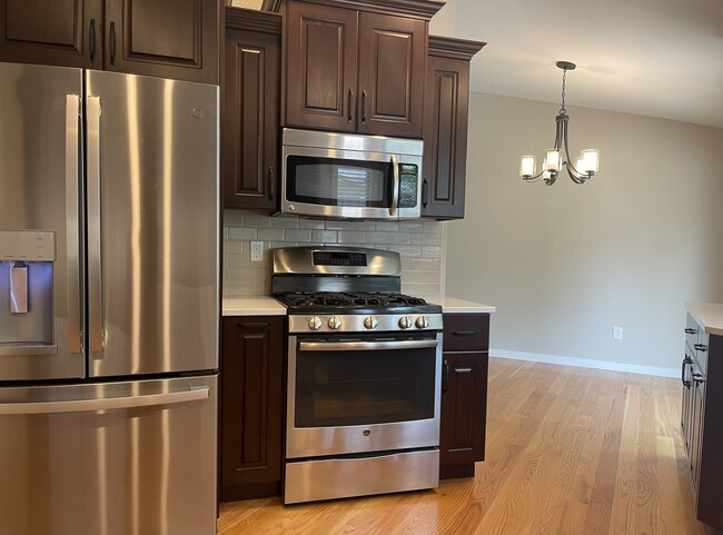 Building Photo - 4579 N Wisteria Pl