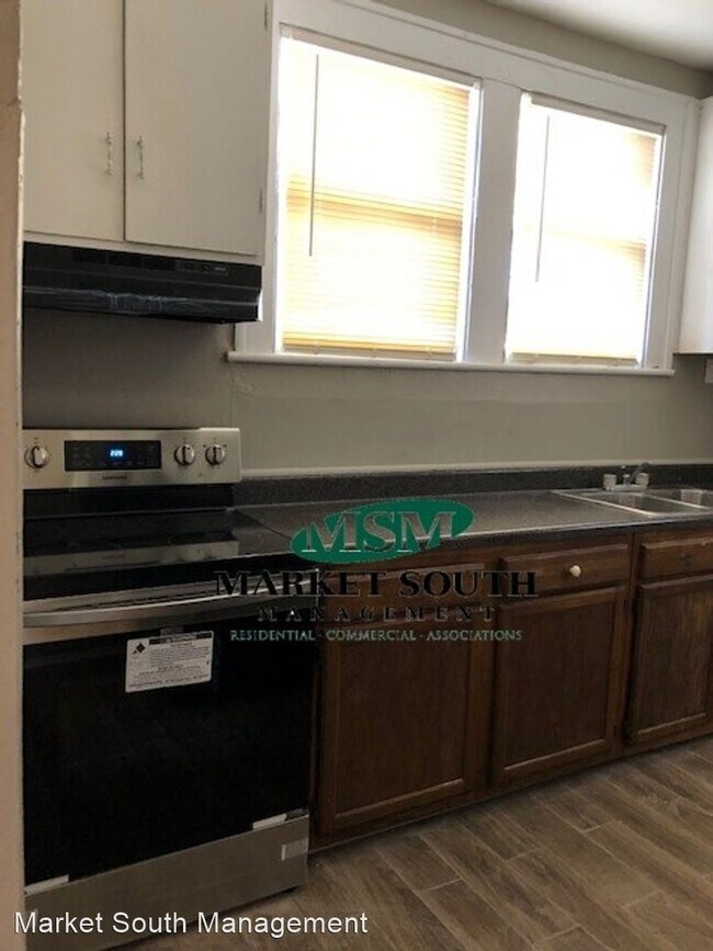Foto del edificio - 3 br, 1 bath House - 1104 E. 31st Street