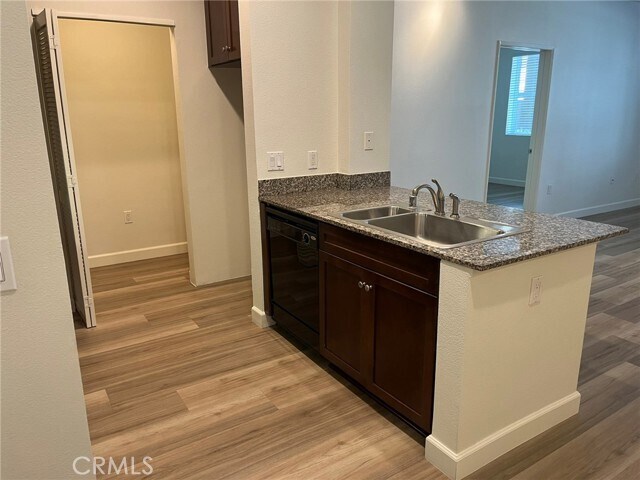 Building Photo - 2122 Scholarship