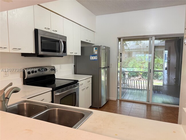 Building Photo - 3334 Concert Ln