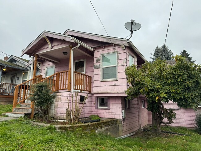 Downtown Bremerton Charmer - Downtown Bremerton Charmer House