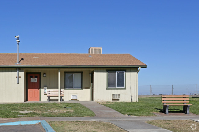 Foto del edificio - San Joaquin Family Apartments