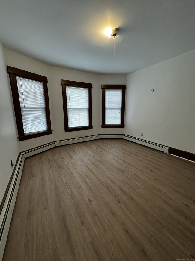 Building Photo - 42 Harral Ave