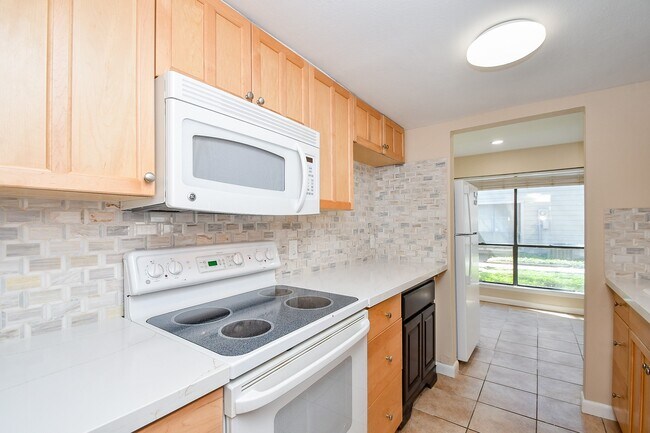 Foto del edificio - 9536 Windswept Ln