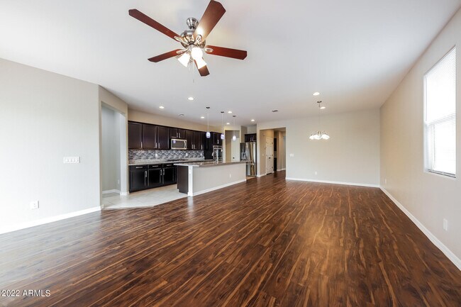 Foto del edificio - 7237 W Wood St