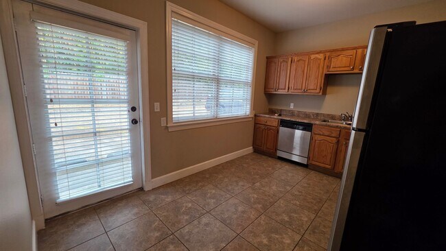 Building Photo - Garrett &amp; Associates, LLC - Five Plex