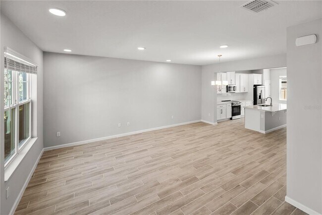 Foto del edificio - 1363 Mount Royal Dr