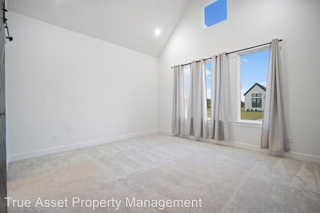 Foto del edificio - 4 br, 3 bath House - 501 Brookshire Ave