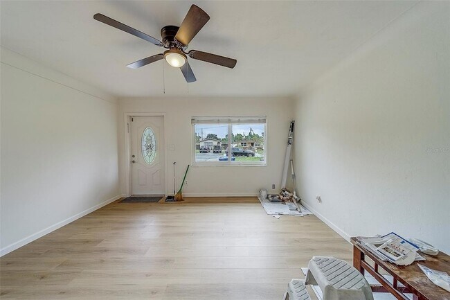 Foto del edificio - 2562 18th Ave N