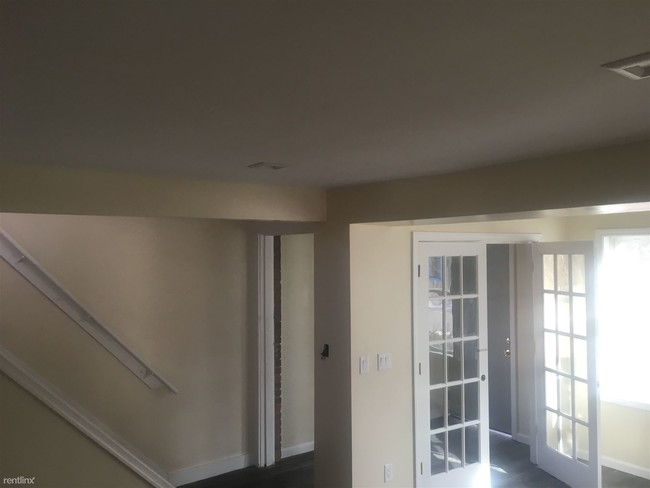 Building Photo - 6 br, 2.5 bath House - 138 Springside Ave