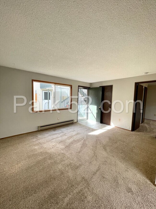 Foto del edificio - 631 N Fife St