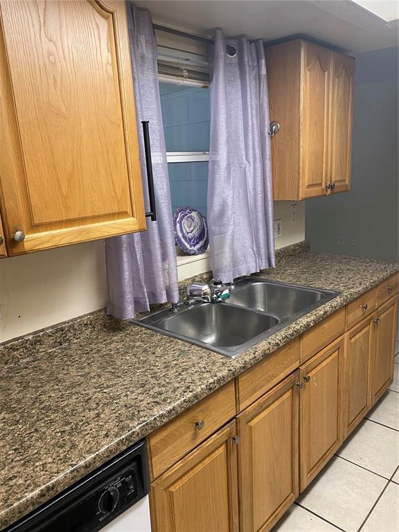 Foto del edificio - 322 Black Oak Ct