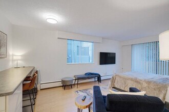 Building Photo - 1855 W 2nd Ave