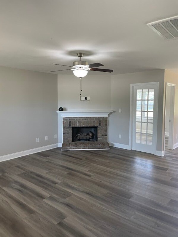 Building Photo - 4812 Cedar Pass Drive