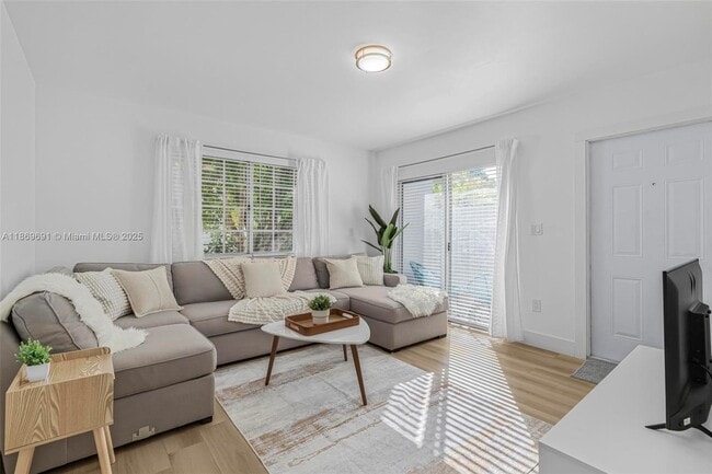 Foto del edificio - 2661 SW 28th Ct