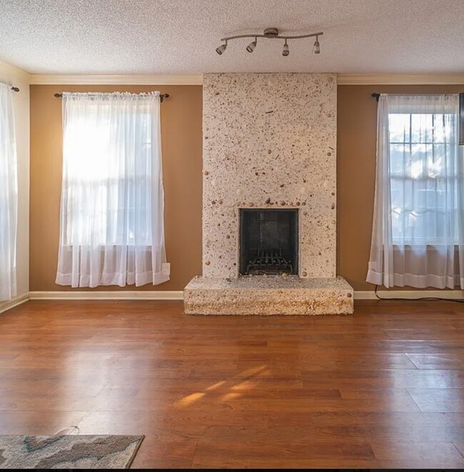 Foto del edificio - 1425 E 52nd St