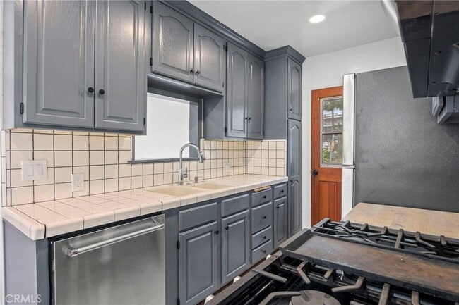 Photo - 5183 Inglewood Blvd Townhome