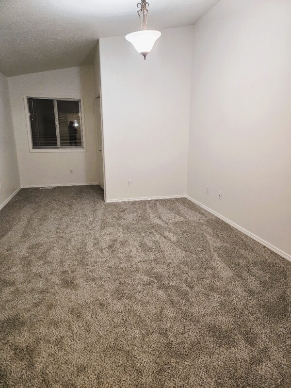 Foto del edificio - 7630 Cedarbrook Dr