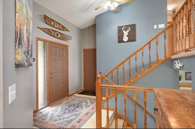 Building Photo - 15475 Danville Ave W