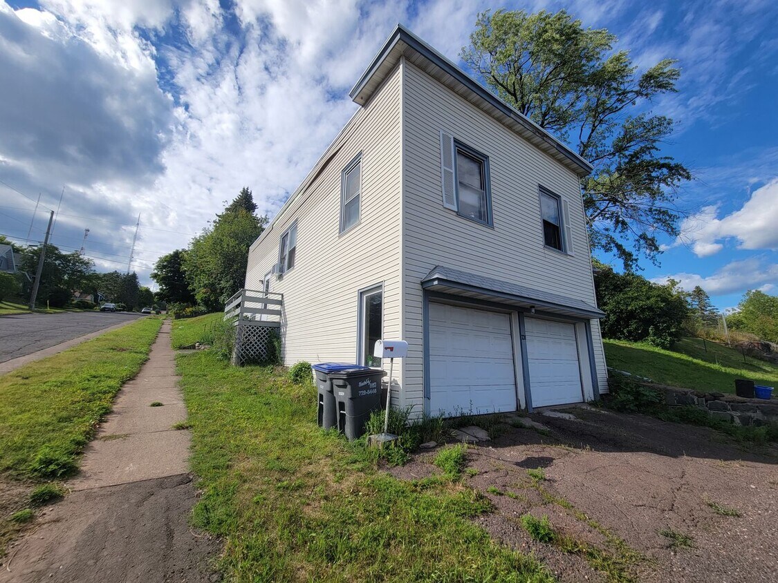 510 N 8th Ave W Unit 731 W 5th St, Duluth, MN 55806 Room for Rent in