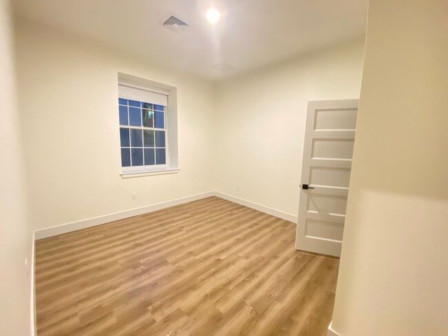 Interior Photo - One Park Apartments