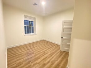 Interior Photo - One Park Apartments