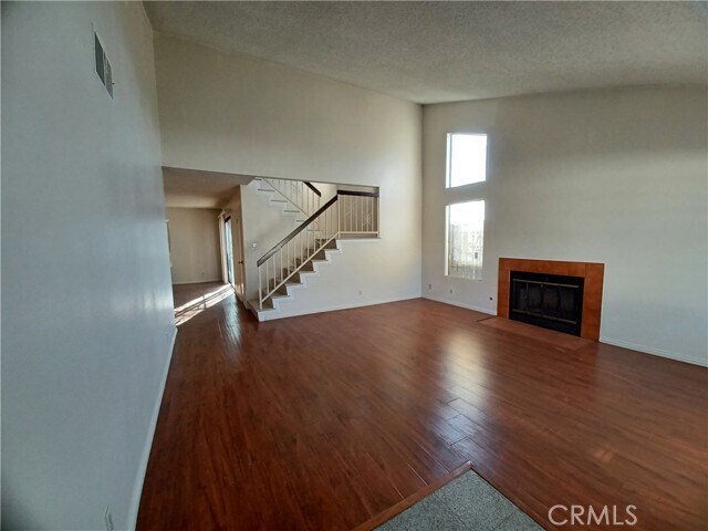 Building Photo - 4148 Cedar Ave