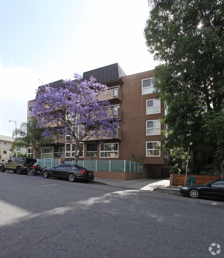 Foto principal - The Otis Apartment Homes