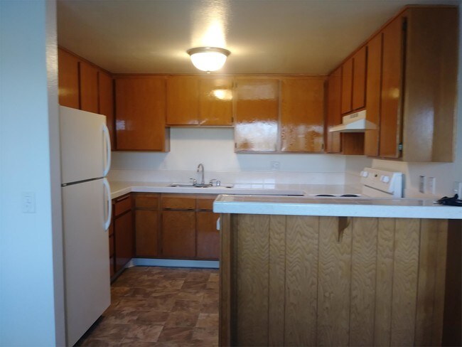 Building Photo - 8627 Lemon Ave