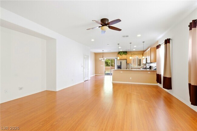 Foto del edificio - 2120 Turtle Beach Ave