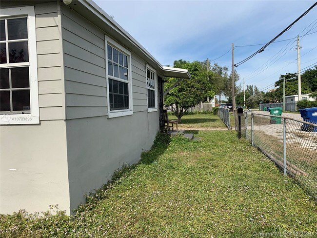 Building Photo - 7600 NW 21st Ave