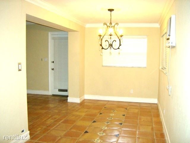 Foto del edificio - 443 NE 17th Way