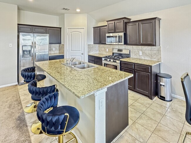 Foto del edificio - 845 Watson Wy