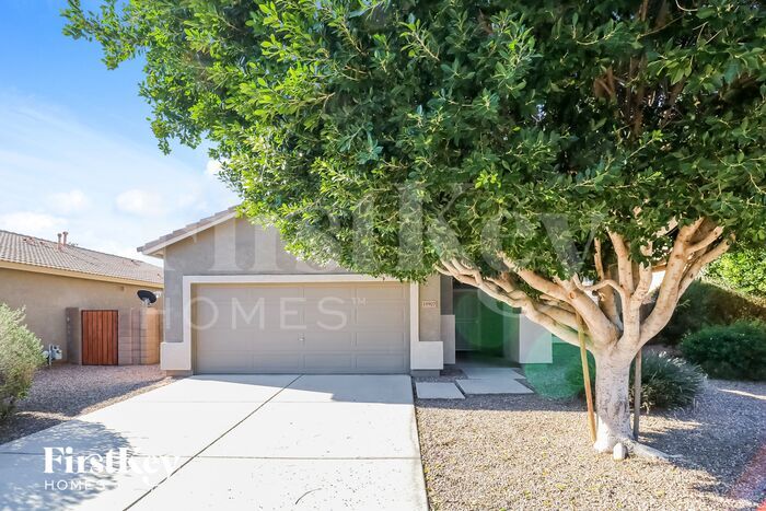 Primary Photo - 15927 W Maui Ln