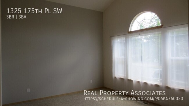 Building Photo - 1325 175th Pl SW